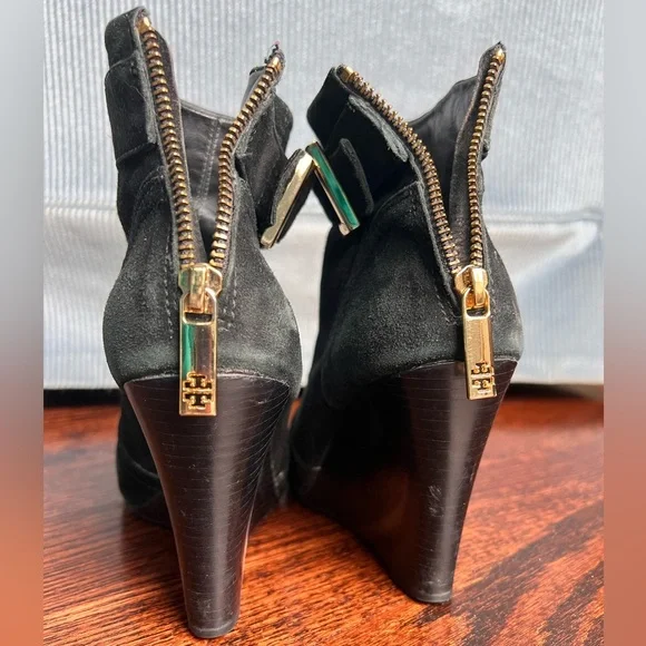 Tory Burch  Black Suede Booties - sz 7.5 - Picture 6 of 14